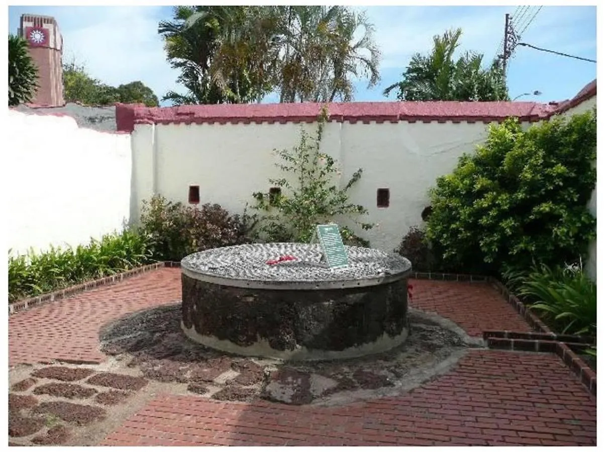 Comfortable Private Swimming Pool Homestay Melaka 20 Pax 5R3B 0*, Malacca