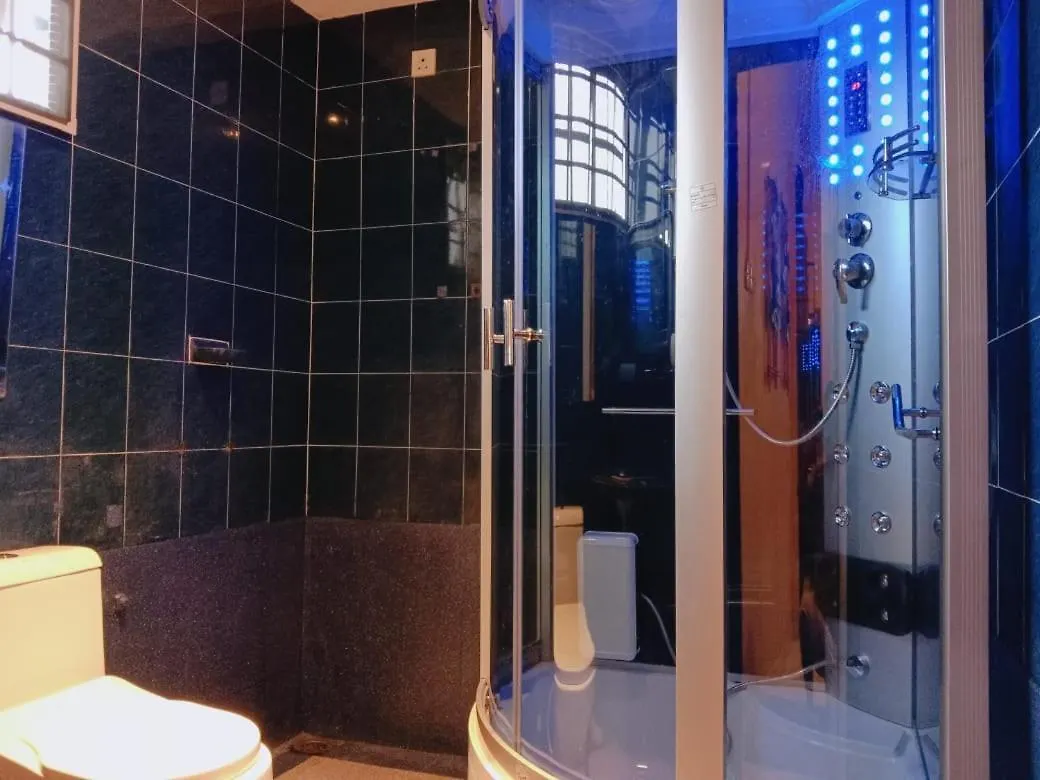 Holiday home Comfortable Private Swimming Pool Homestay Melaka 20 Pax 5R3B Malaysia