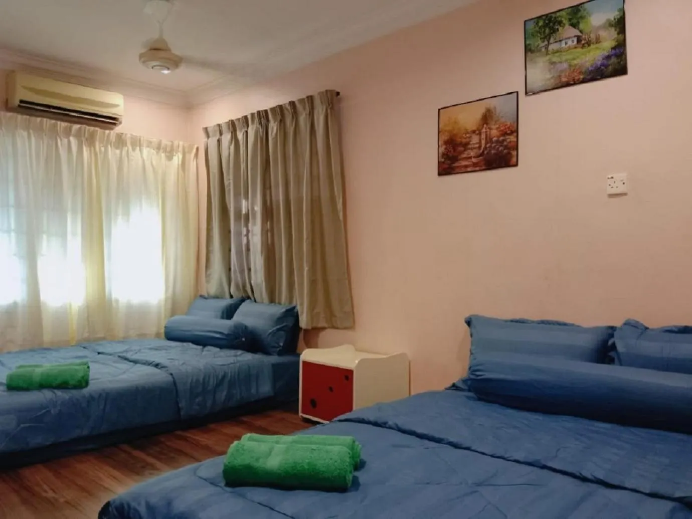 Holiday home Comfortable Private Swimming Pool Homestay Melaka 20 Pax 5R3B